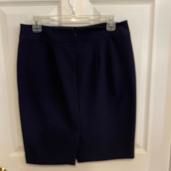 Loft Navy pencil skirt size 8 - Picture 7 of 9
